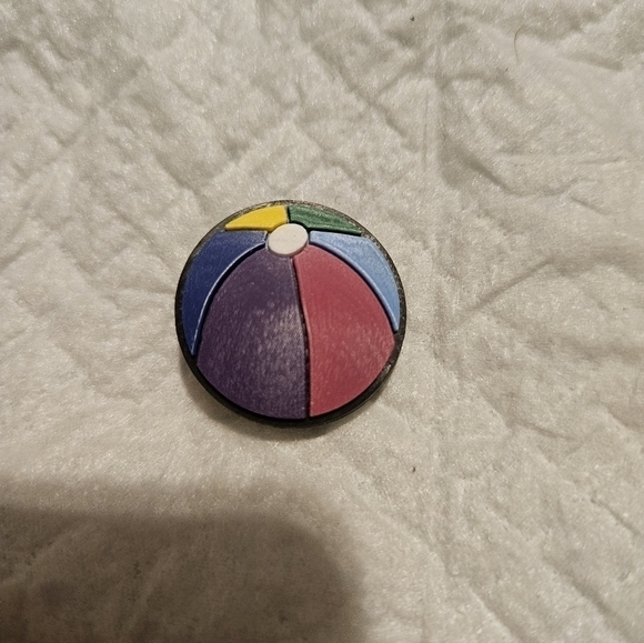 4/$8 Shoe Charm for Crocs - Beach Ball - Picture 3 of 3